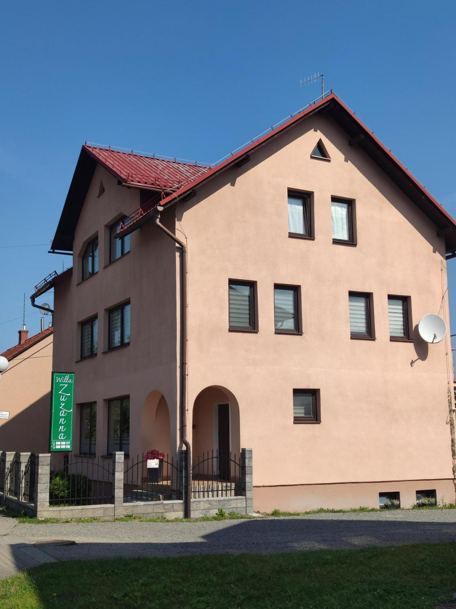 Willa Zuzanna, Wczesniej Willa Italia Ustron Luaran gambar